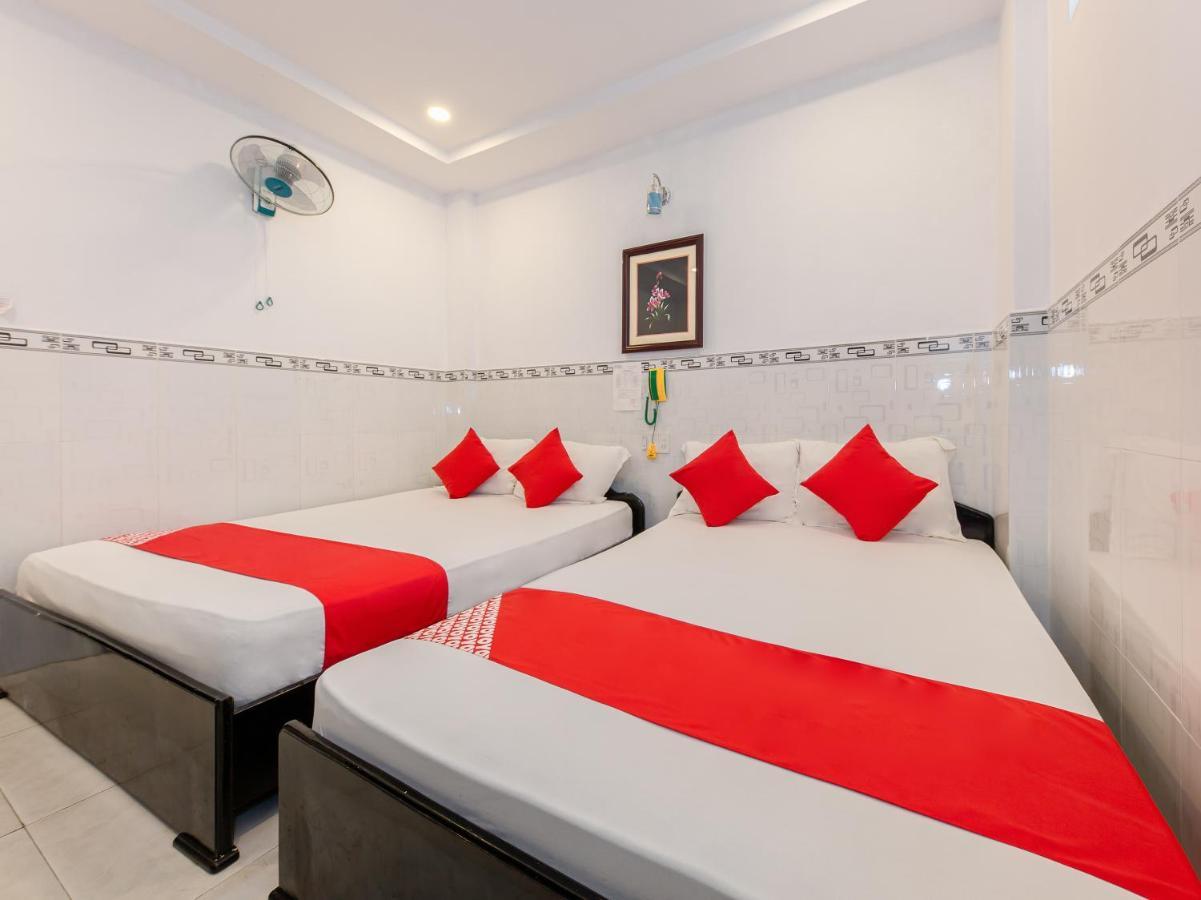 Oyo 828 Hoa Giay Hotel На Транг Екстериор снимка