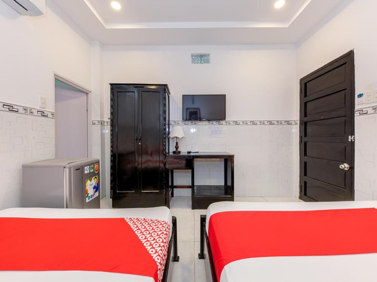 Oyo 828 Hoa Giay Hotel На Транг Екстериор снимка
