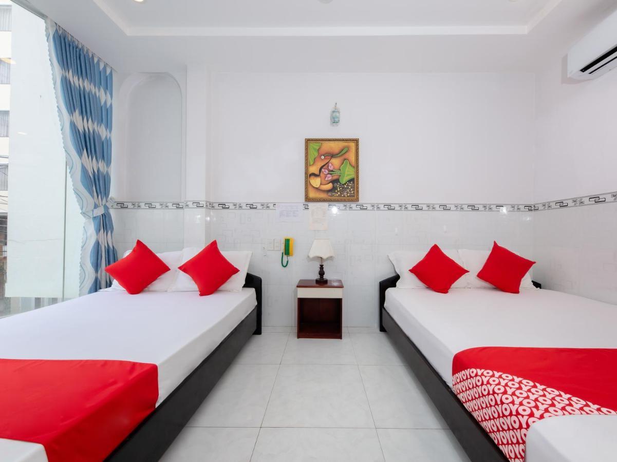 Oyo 828 Hoa Giay Hotel На Транг Екстериор снимка
