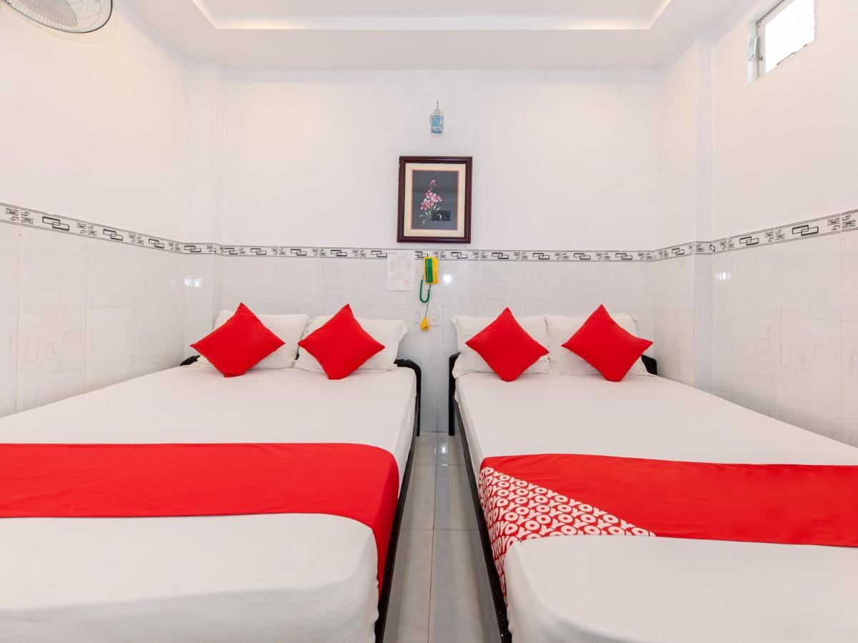 Oyo 828 Hoa Giay Hotel На Транг Екстериор снимка