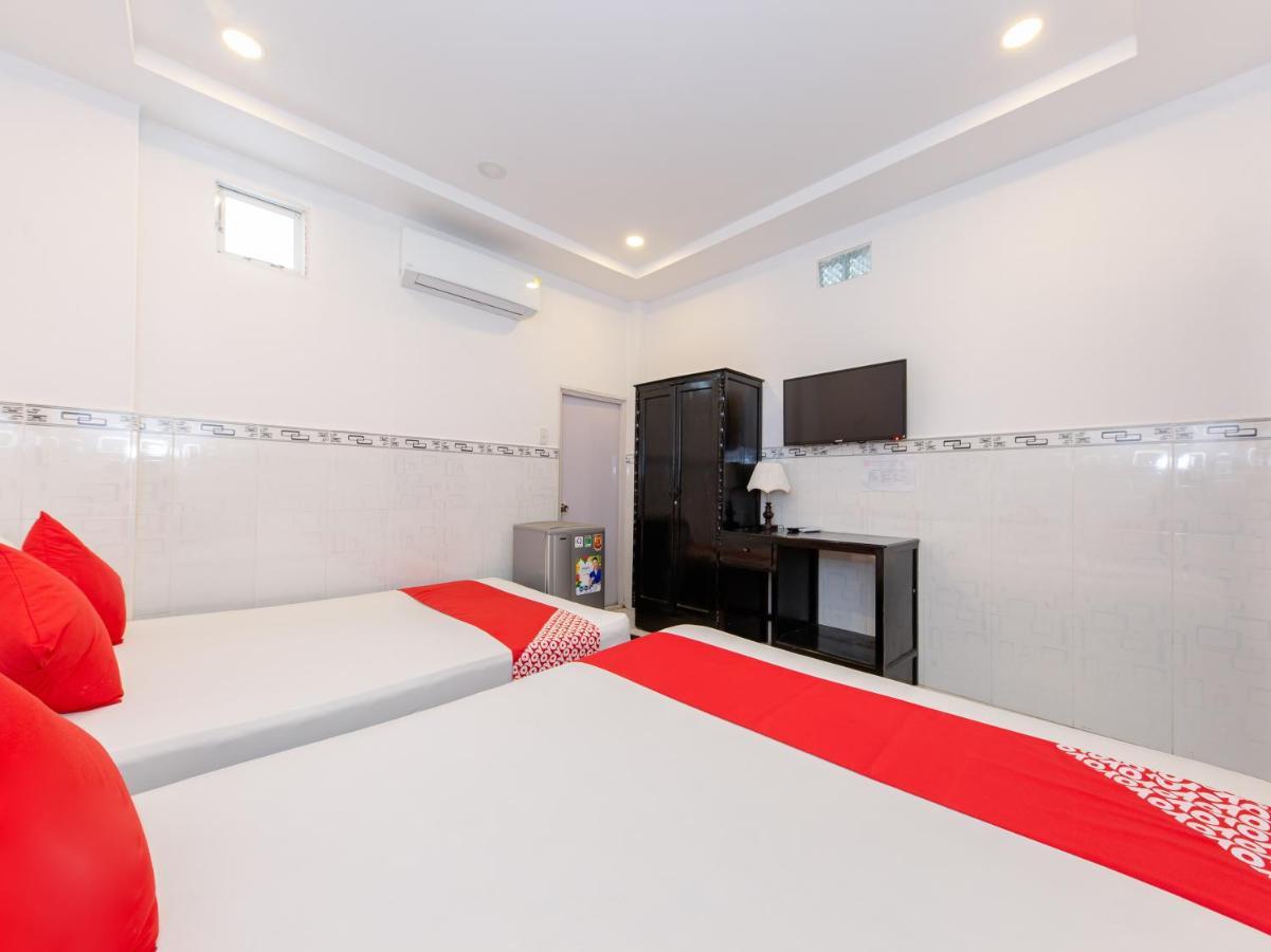 Oyo 828 Hoa Giay Hotel На Транг Екстериор снимка